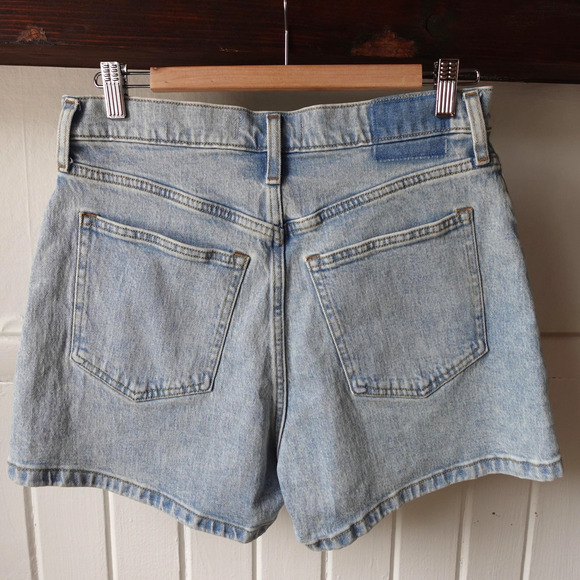 Abercrombie & Fitch Shorts Womens 8 Light Wash 4" Mom High Rise Denim Curve - Picture 4 of 11